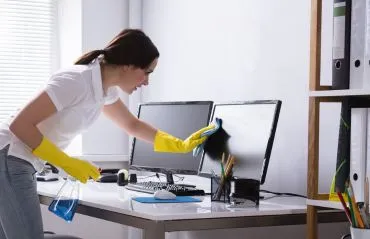 Professional Office Cleaning by Dan's Cleaning - Efficient and Reliable Services for a Tidy Workspace
